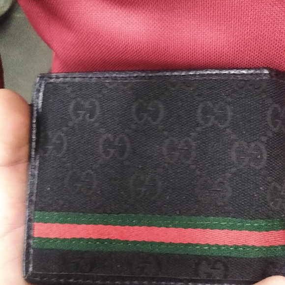 Gucci trifold wallet - Picture 2 of 5